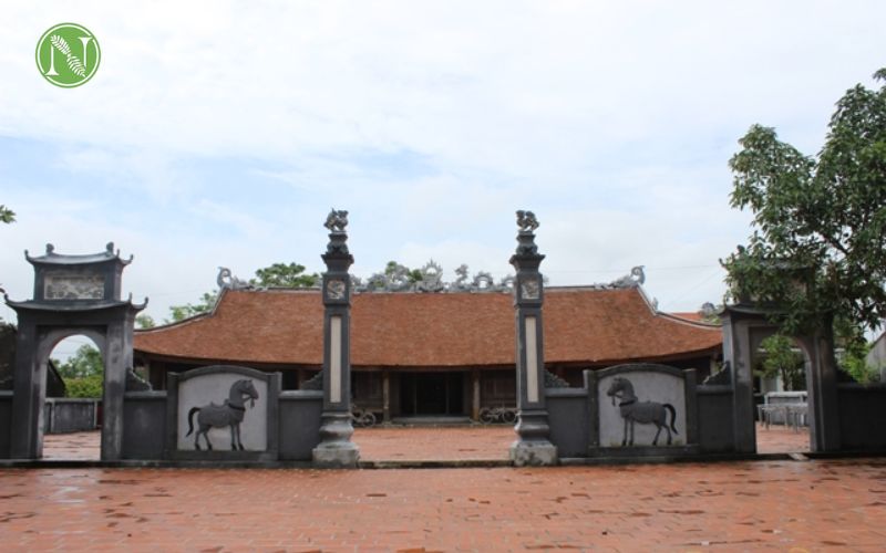 đ&igrave;nh tr&agrave; cổ