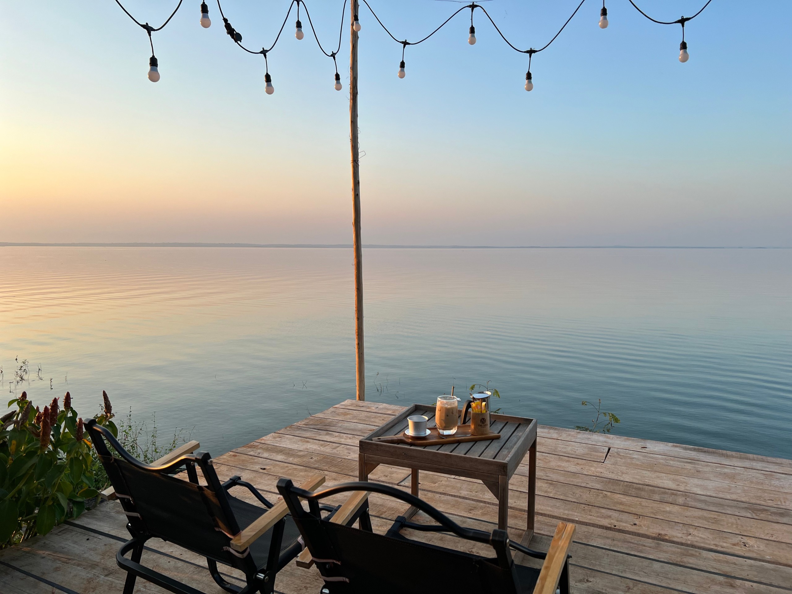 Relax trước khi trải nghiệm tour trekking trong rừng